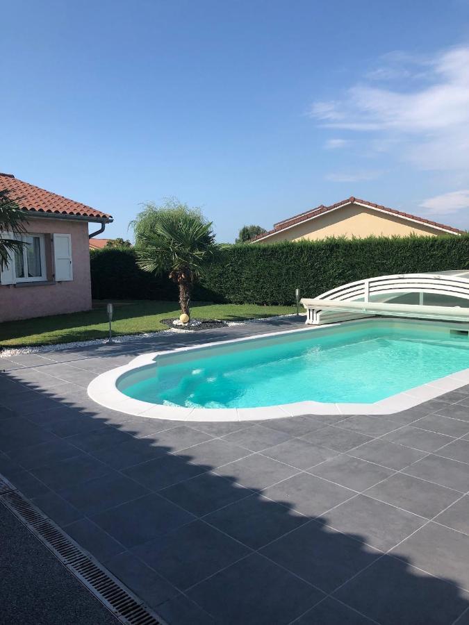 Chambres D'Hotes Chez Florence Montmerle-sur-Saone Exterior photo