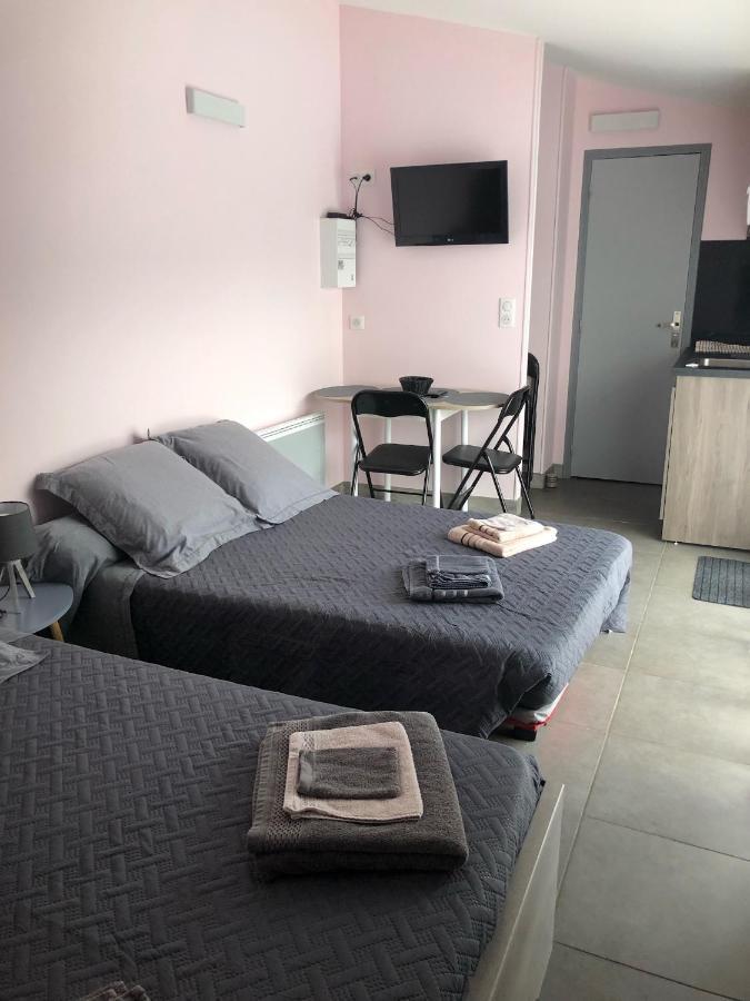 Chambres D'Hotes Chez Florence Montmerle-sur-Saone Exterior photo